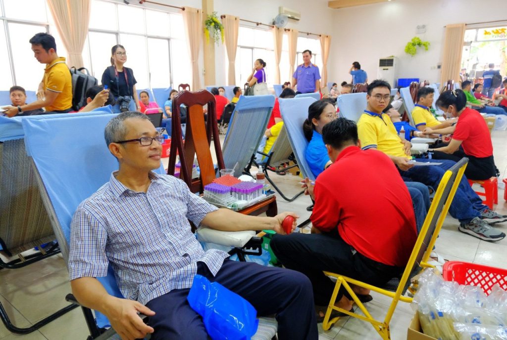 Một giọt máu cho đi, một cuộc đời ở lại